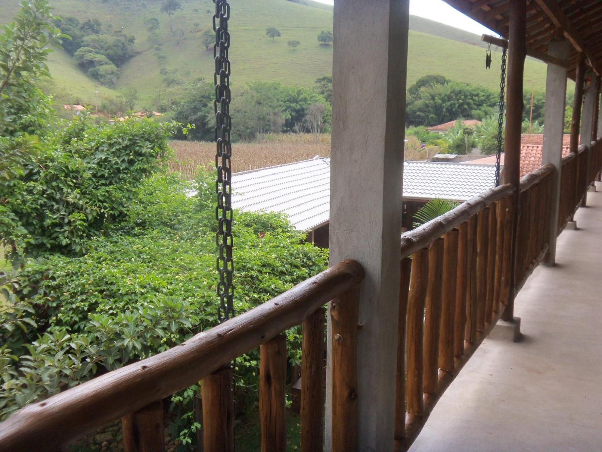 Pousada Rota Dos Passaros Sao Bento do Sapucai Ngoại thất bức ảnh