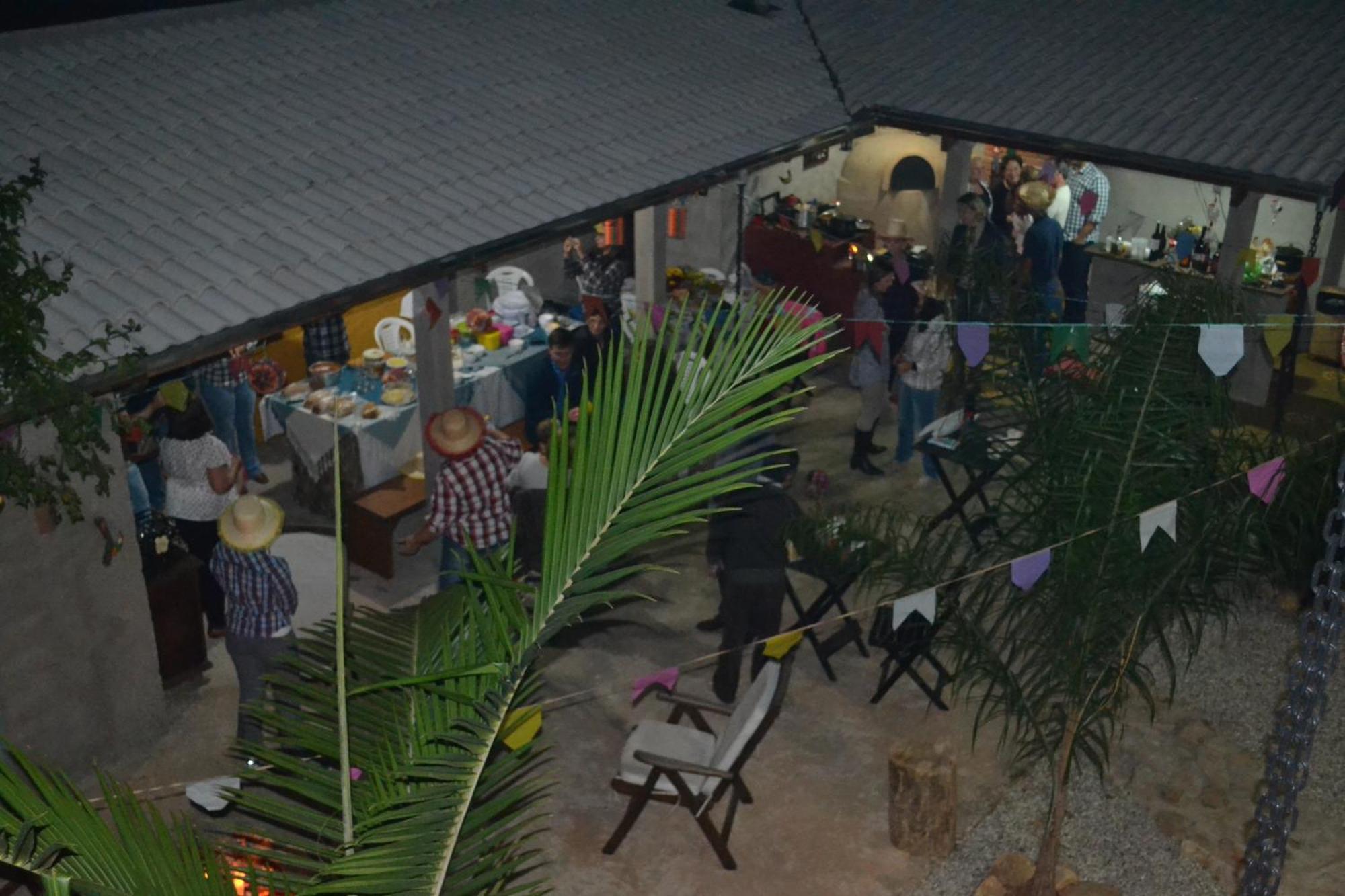 Pousada Rota Dos Passaros Sao Bento do Sapucai Ngoại thất bức ảnh
