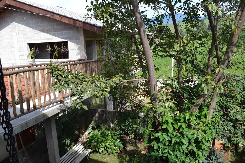Pousada Rota Dos Passaros Sao Bento do Sapucai Ngoại thất bức ảnh