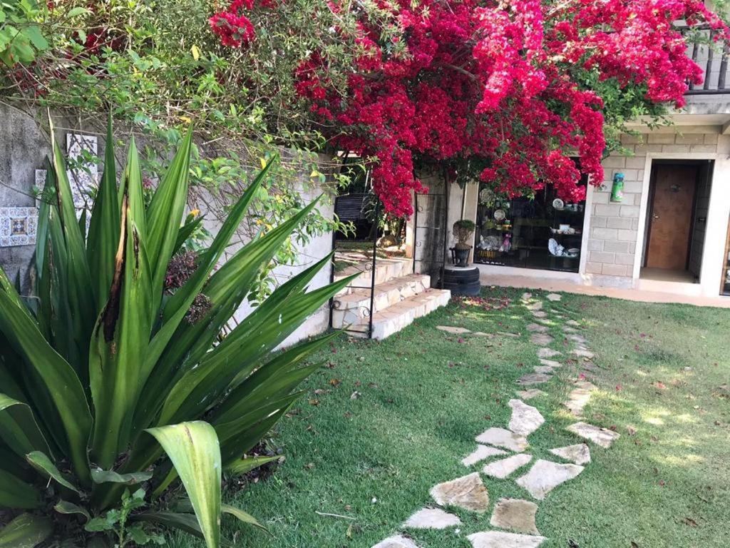 Pousada Rota Dos Passaros Sao Bento do Sapucai Ngoại thất bức ảnh